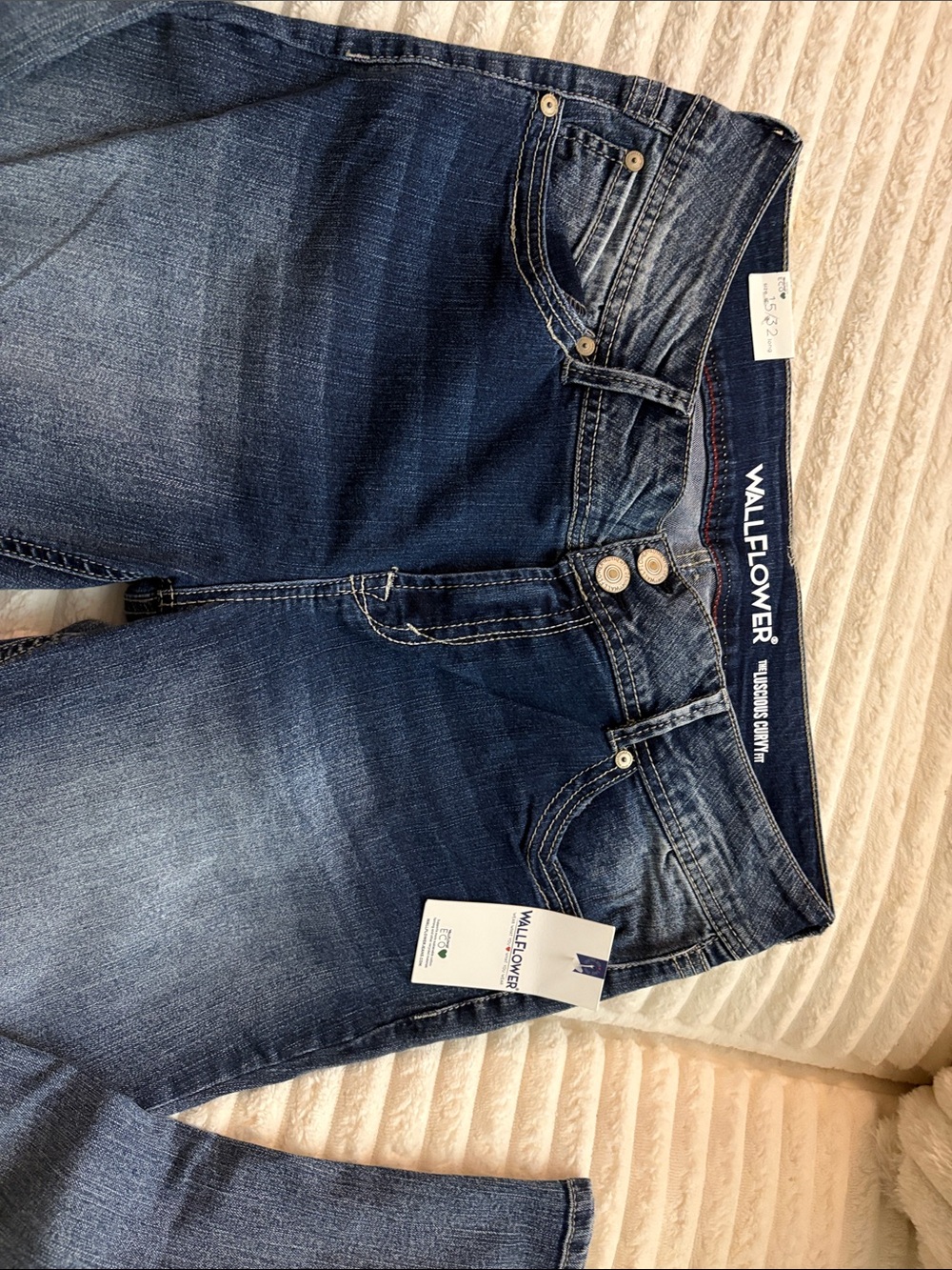 Wallflower Deep Indigo bootcut insta stretch Jeans size 15/32 long